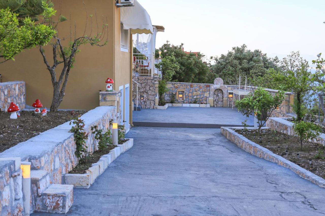 Villa Irene Zola ภายนอก รูปภาพ